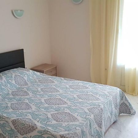 Galini Apartment Loutráki Eksteriør billede